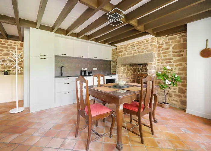 La Maison De Montsecret - Maison Paisible Pour 6p