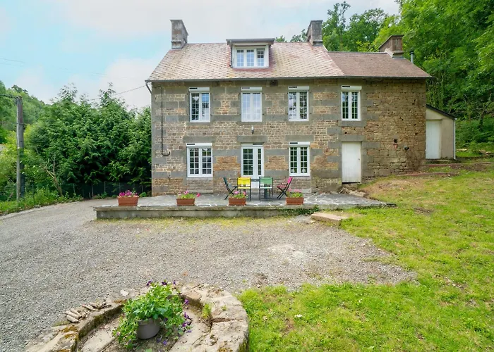 La Maison De Montsecret - Maison Paisible Pour 6p Casa vacanze